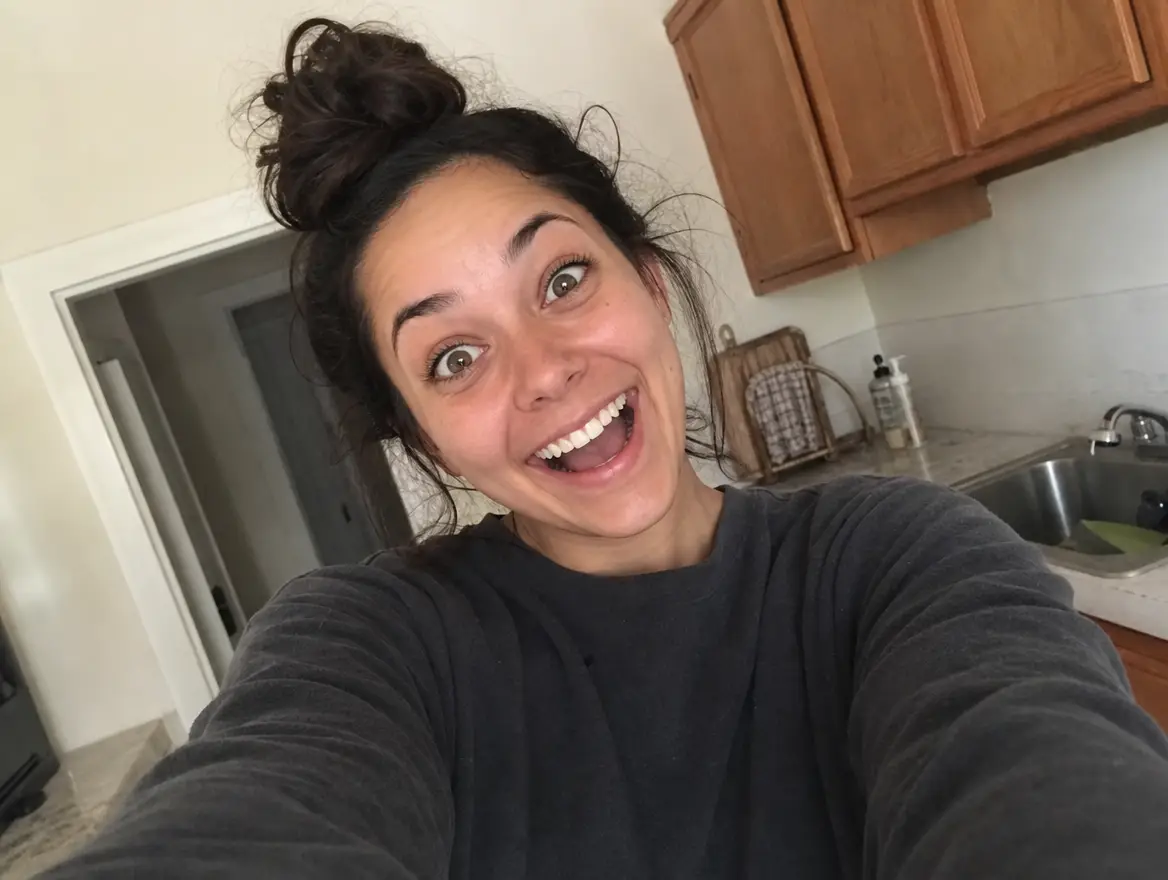Clara Bianchi reacting to her launch